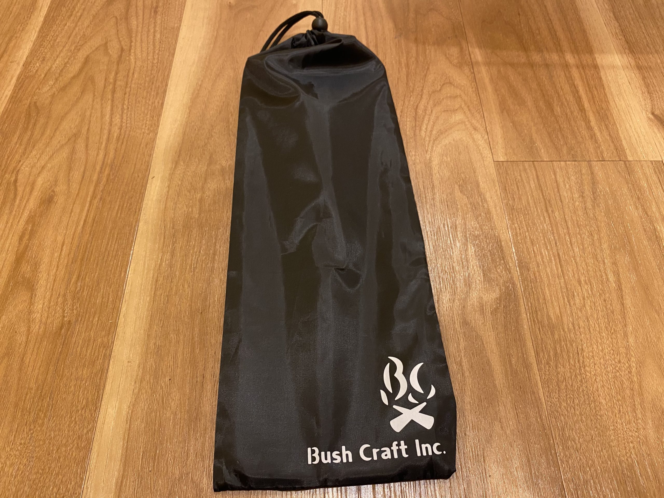 Bush Craft（ブッシュクラフト）の『たき火ゴトク』はチタン製で羽根のように軽い！？ - 新宿キャンパー！